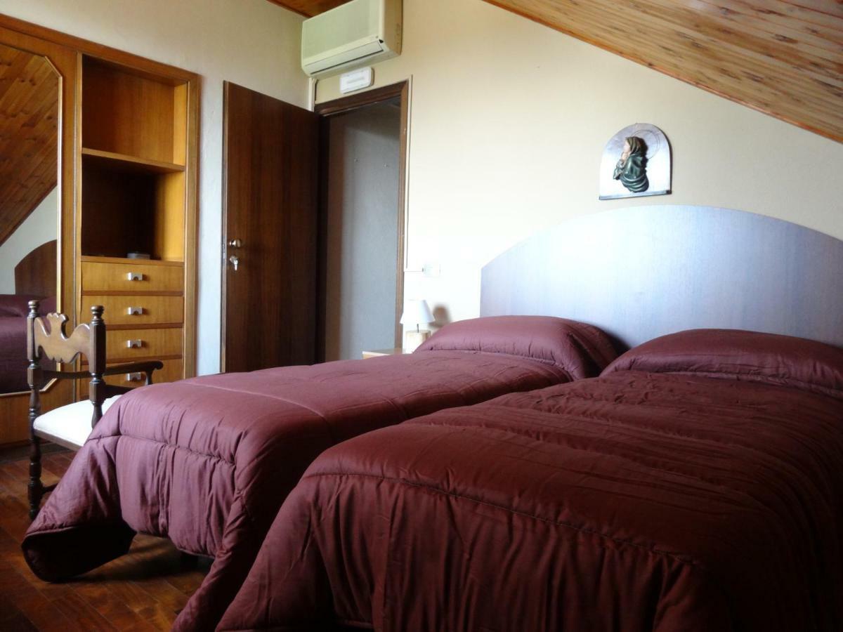 B&B Casa Di Antonio_Etna Vacanze Трекастани Екстериор снимка